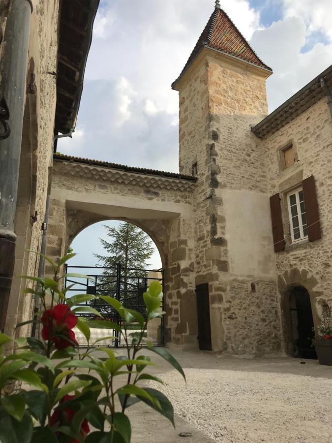 לינה וארוחת בוקר Ourches Domaine Des Chabriers מראה חיצוני תמונה
